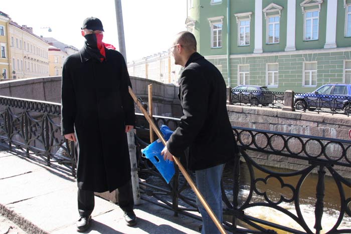 памятник Боярскому